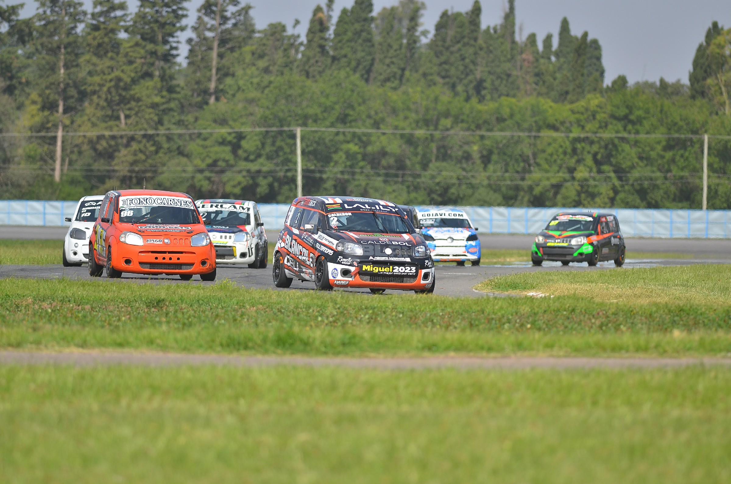 Todo el color del sábado del Córdoba Pista en Río Cuarto: SERIES SABADO (3).jpg